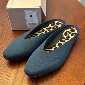 NEW Rothy's Deep Emerald Almond Demi Flat Mule